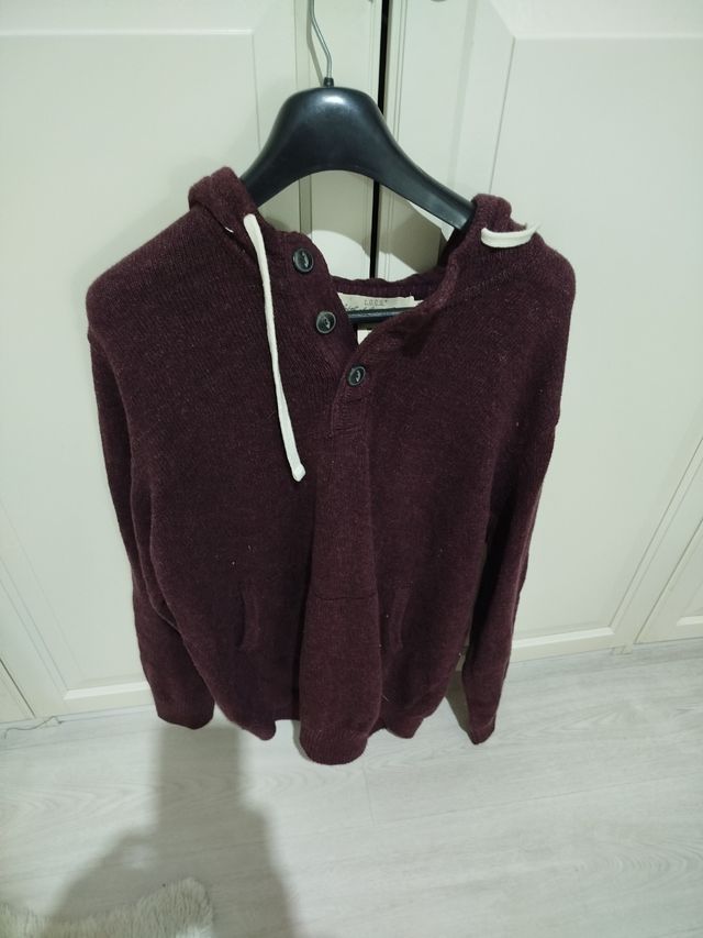Sudadera H&M marrón XL con capucha color burdeos