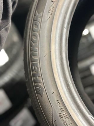 NEUMATICOS 215/45R16 90V