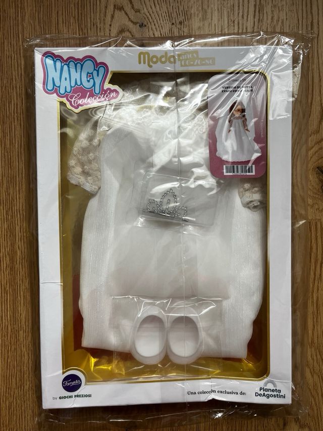 Vestido novia y archivador Nancy.