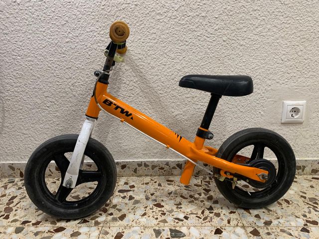 Bicicleta sin pedales RunRide 500 naranja