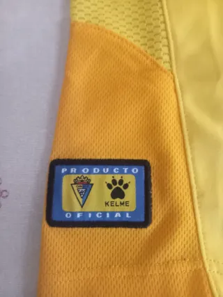 Camiseta Kelme Cádiz C.F. talla niño 0-2