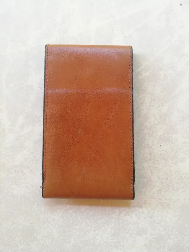 Funda vintage de cuero auténtico