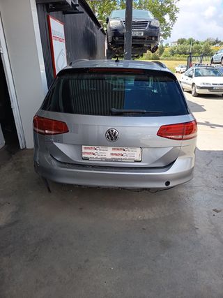 DESPIECE VOLKSWAGEN PASSAT 