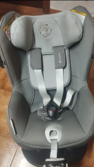 Silla de coche CYBEX Sirona M2 i-Size Gris.