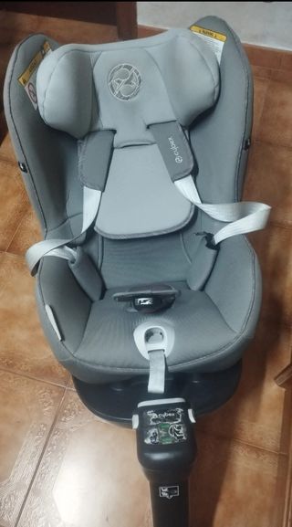 Silla de coche CYBEX Sirona M2 i-Size Gris.
