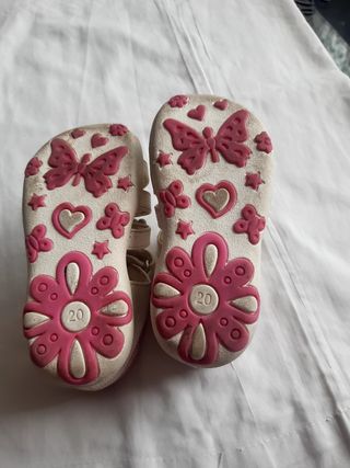 Sandalias para niñas talle 20 para niñas