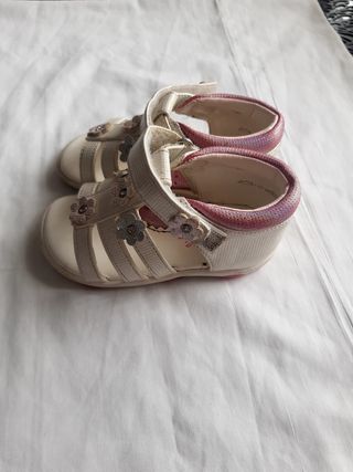 Sandalias para niñas talle 20 para niñas