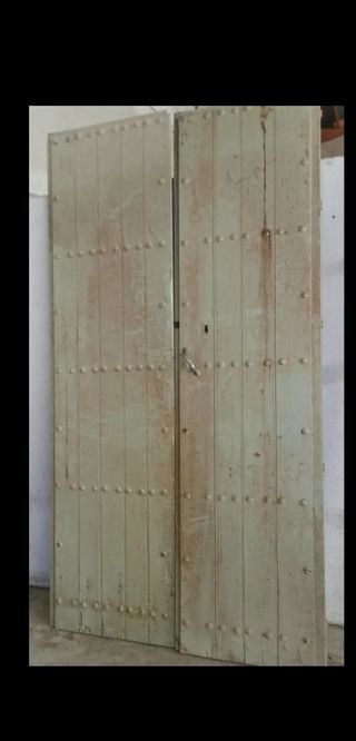 Completa. Puerta antigua 2 hojas 2,38m alto x