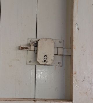Completa. Puerta antigua 2 hojas 2,38m alto x