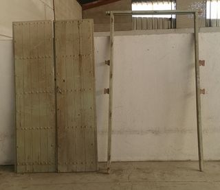 Completa. Puerta antigua 2 hojas 2,38m alto x