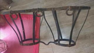 130€ cada pareja. 4 Aguaderas de hierro antiguas