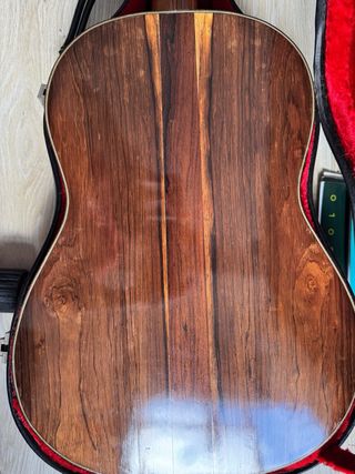 Guitarra antigua clásica Palo Santo de rio