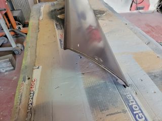 Moldura puerta del.derecha Mercedes 190