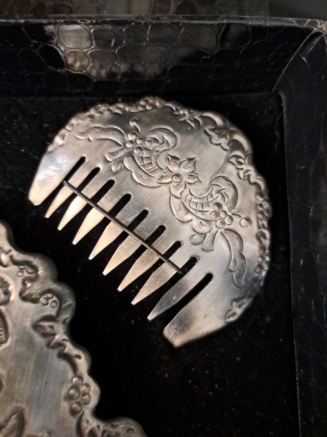 Peinetas plata antigua - 3 piezas