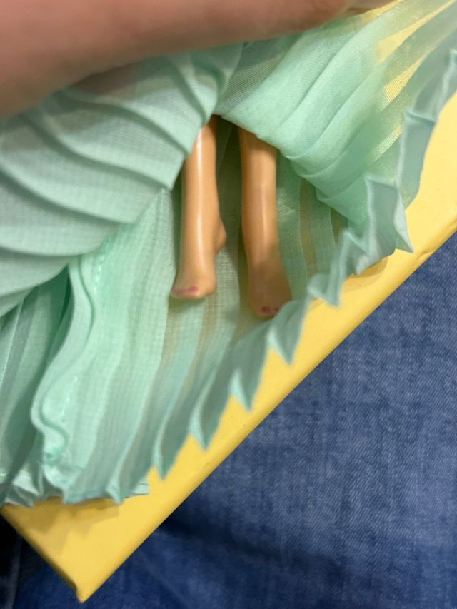 2010 Statue Of Liberty Barbie Doll The World Landmark Series