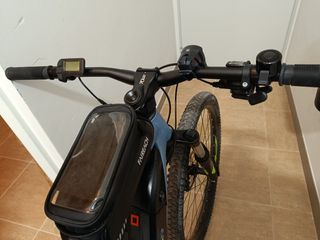 Bicicleta de montaña electrica rockrider