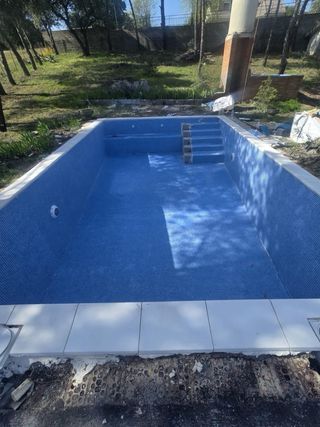 Alquiler gunitadora piscinas taludes autonivelante