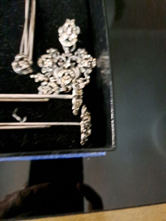 Aderezo de valenciana en plata vieja para adulta