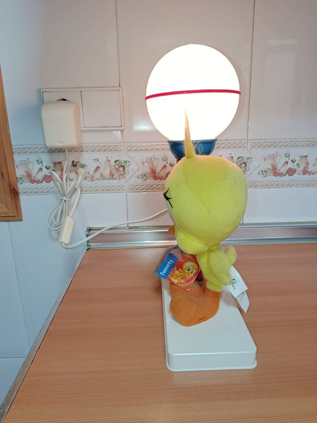 Juego de lamparas Piolín para habitación infantil