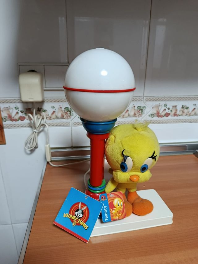 Juego de lamparas Piolín para habitación infantil