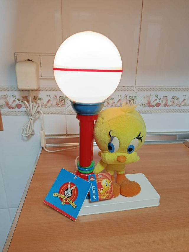 Juego de lamparas Piolín para habitación infantil