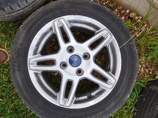 4 Ruedas Ford Ka/Fiesta 195/55 R15