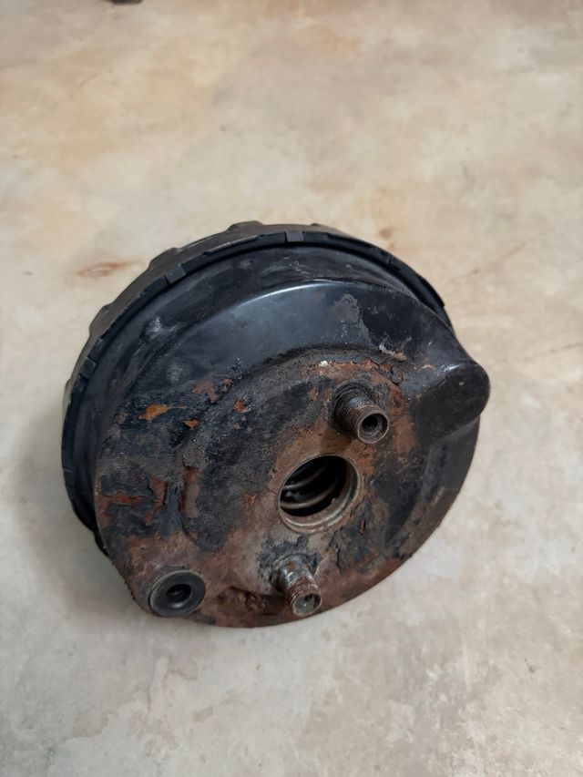 Servofreno Audi  8E0 612 105 N