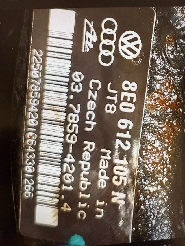 Servofreno Audi  8E0 612 105 N