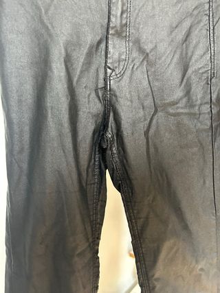 vaqueros cuero stradivarius