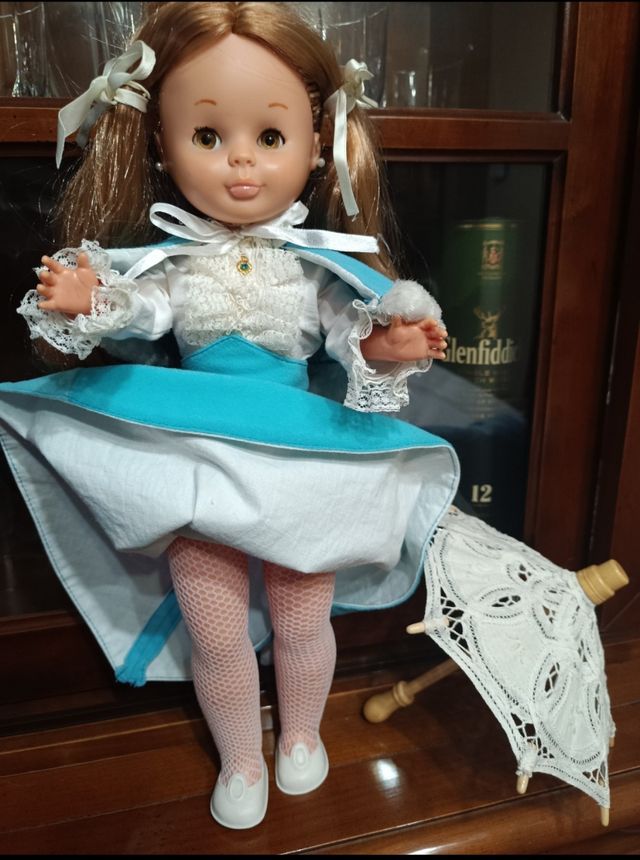 Nancy Dama Antigua (Leer descripción)