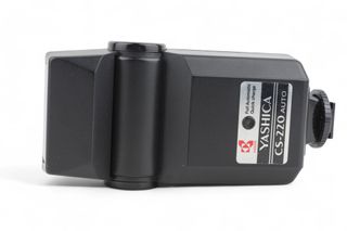 Yashica CS-220 Auto Electronic Flash reflex