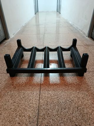 Botelleros de plástico - ¡Como nuevos!