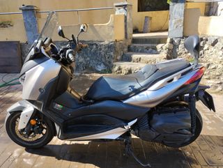 Yamaha XMax 400 - Moto