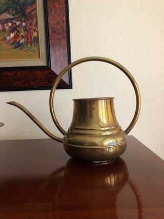Jarra con asa bronce
