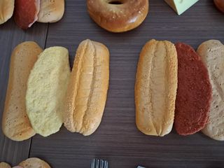 Comida juguete hiperrealista