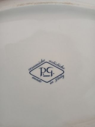 Vassoio ceramica decorata.