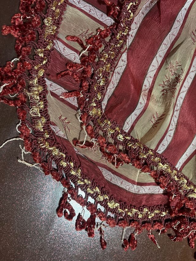 Copriletto bordeaux a righe