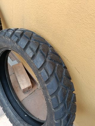 Neumático Moto Enduro usado