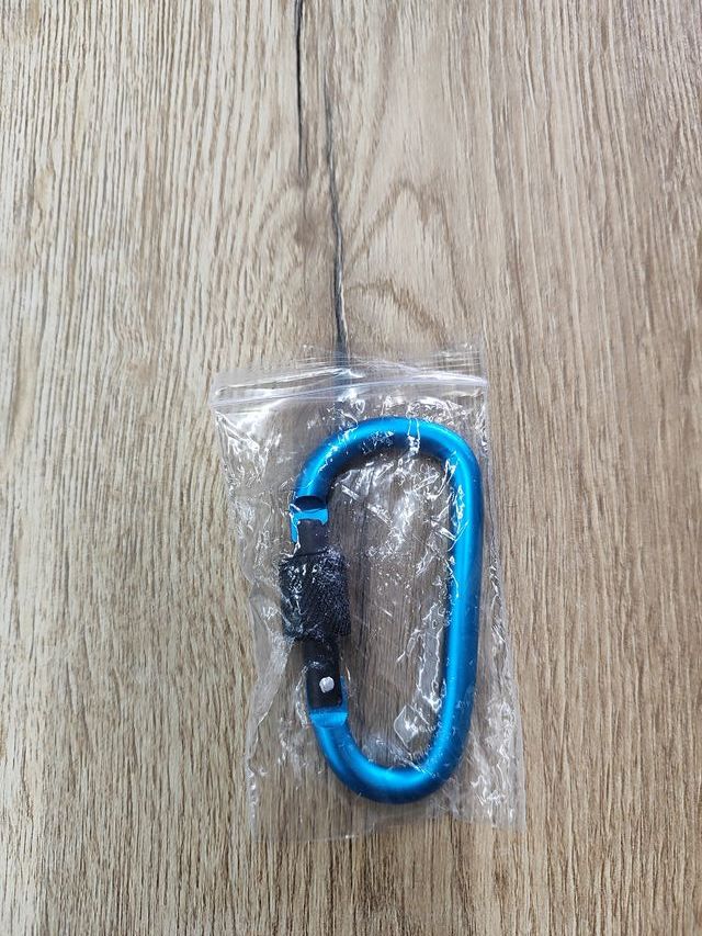 Mosquetón de Aluminio con Rosca Seguridad Azul Cla