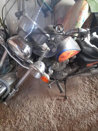 Moto Kawasaki vulcan 500