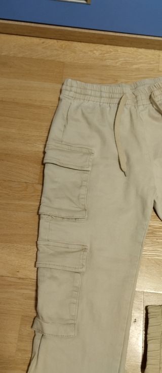 Pantalón cargo