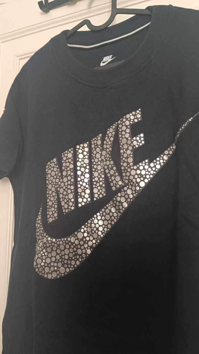 Camiseta Nike negra mujer,regalo pantalón deporte