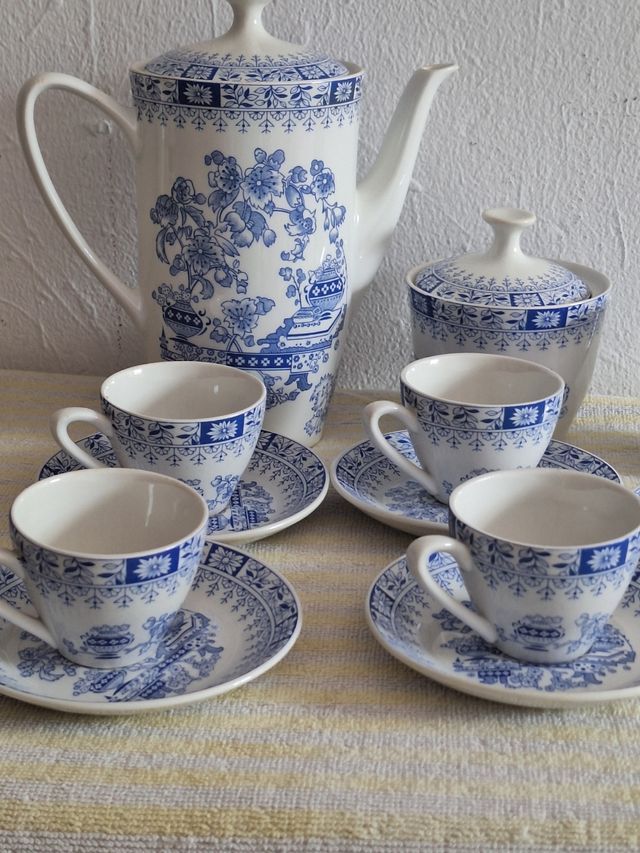 Juego de cafe antiguo marca Pontesa