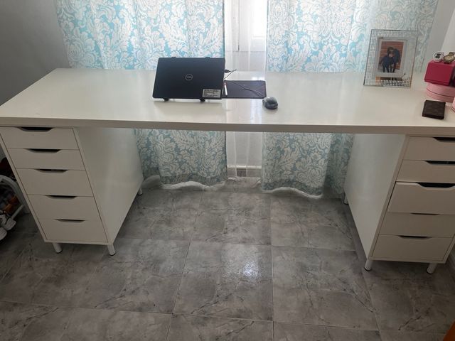 Escritorio blanco con cajones - Madera