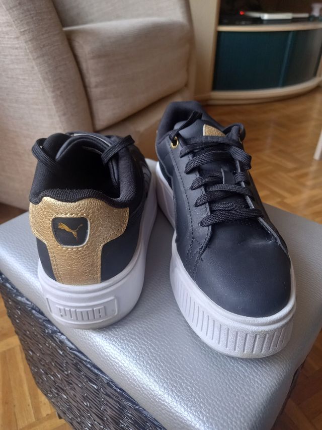 Zapatillas PUMA Plataforma Negras Doradas