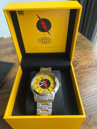 Reloj Fossil x DC Comics Flash Edición Limitada