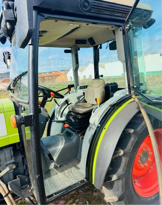 CLASS NEXOS 240F 101CV INVERSOR 3.600H