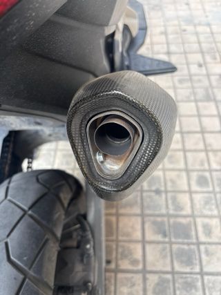 Akrapovic xadv