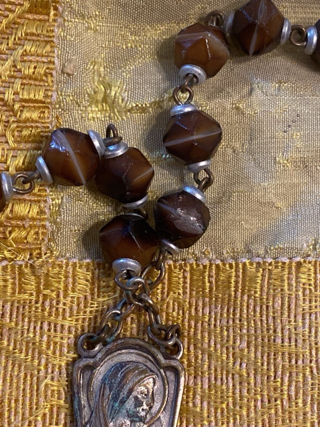 Rosario antico in vetro - marrone