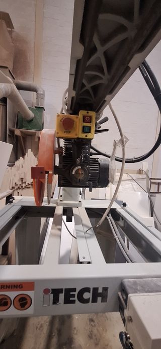 Sierra de corte Tech